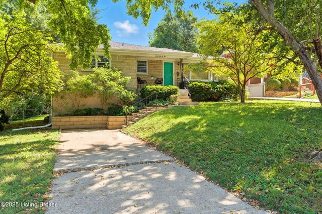 3501 Huon Dr, Louisville, KY 40218