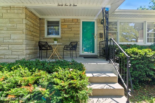 3501 Huon Dr, Louisville, KY 40218