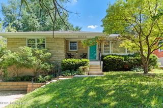 3501 Huon Dr, Louisville, KY 40218
