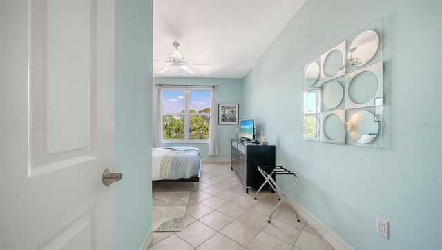 409 NORTH POINT ROAD 401, Osprey, FL 34229