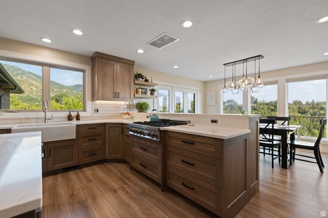 1683 WHISPERING OAKS DR, Ogden, UT 84403