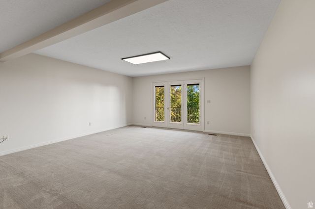 1683 WHISPERING OAKS DR, Ogden, UT 84403