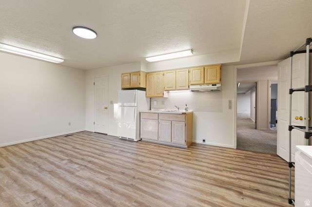 1683 WHISPERING OAKS DR, Ogden, UT 84403