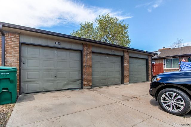 14200 E 22nd Place, Aurora, CO 80011