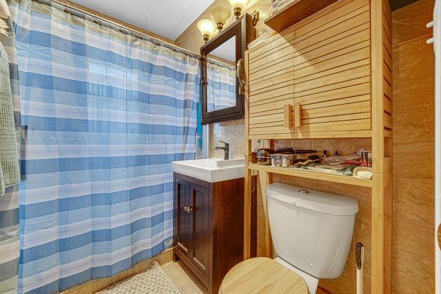 928 176th Street, Hammond, IN 46324