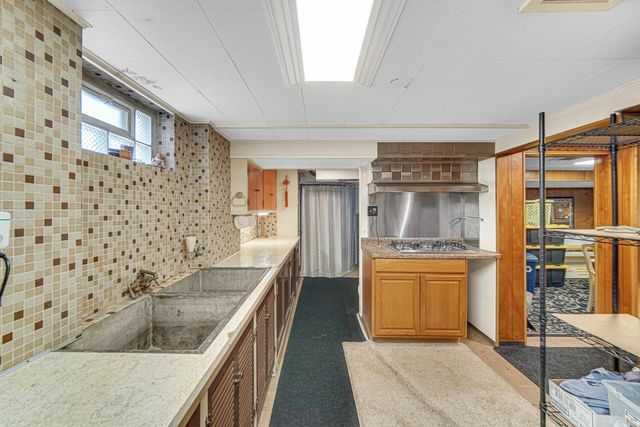 928 176th Street, Hammond, IN 46324