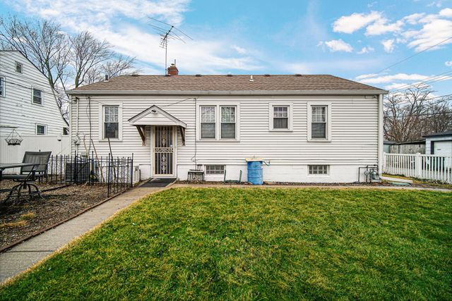 928 176th Street, Hammond, IN 46324