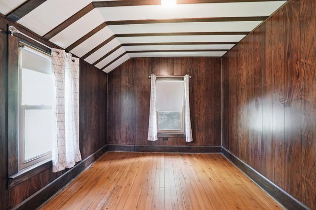 10351 Joliet Street, St. John, IN 46373