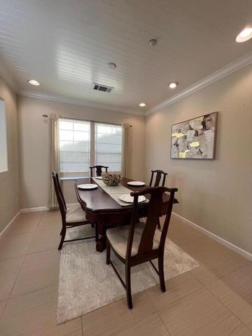 554 Dovecote Lane 2, Livermore, CA 94551