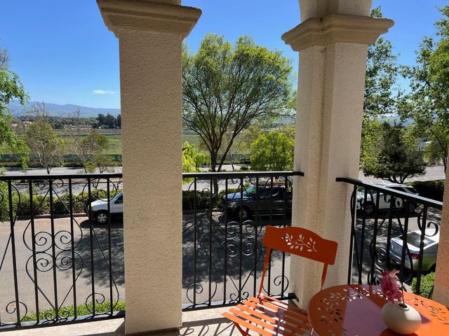 554 Dovecote Lane 2, Livermore, CA 94551