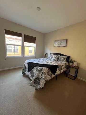 554 Dovecote Lane 2, Livermore, CA 94551