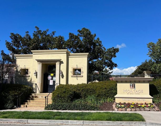 554 Dovecote Lane 2, Livermore, CA 94551