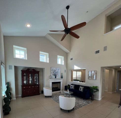 554 Dovecote Lane 2, Livermore, CA 94551