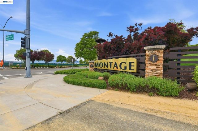 554 Dovecote Lane 2, Livermore, CA 94551