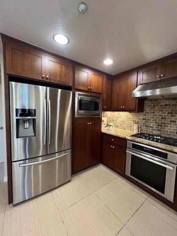 554 Dovecote Lane 2, Livermore, CA 94551