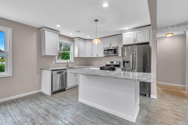 44 Chancellor Court, Toms River, NJ 08757