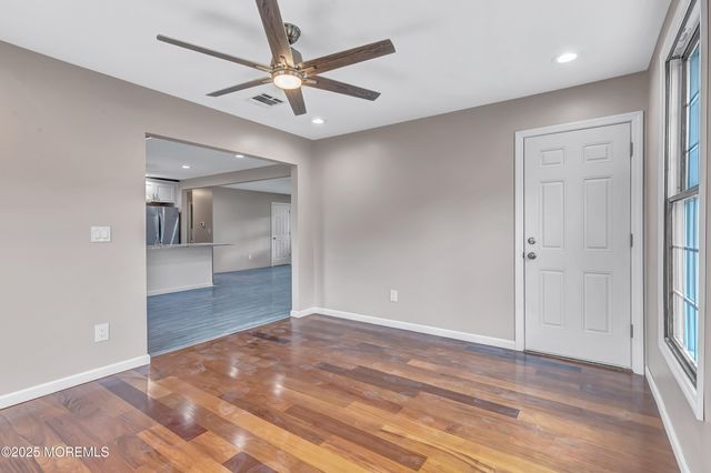 44 Chancellor Court, Toms River, NJ 08757