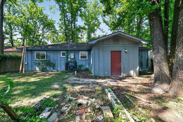 804 Towering Oaks Drive, Jacksonville, AR 72076
