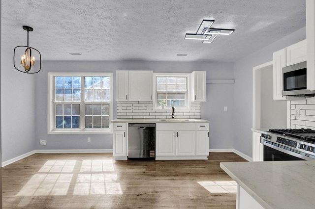 3095 Dunlin Lake Way, Lawrenceville, GA 30044