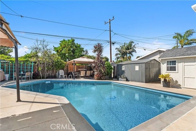 1910 S Van Ness Ave, Santa Ana, CA 92707