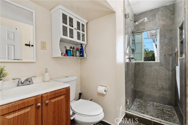 1910 S Van Ness Ave, Santa Ana, CA 92707