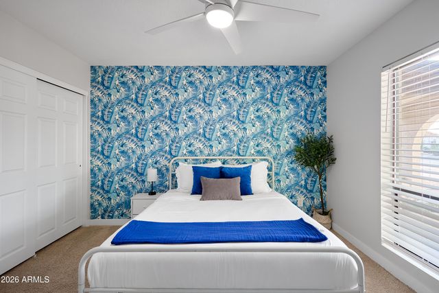2331 E SUNNYSIDE Drive, Phoenix, AZ 85028