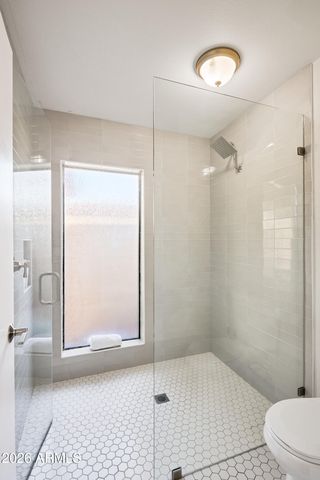 2331 E SUNNYSIDE Drive, Phoenix, AZ 85028