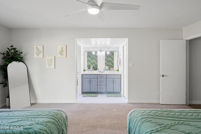 2331 E SUNNYSIDE Drive, Phoenix, AZ 85028