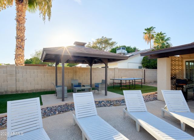 2331 E SUNNYSIDE Drive, Phoenix, AZ 85028