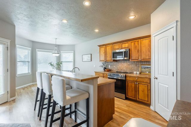 3406 S Ascaino, Meridian, ID 83642