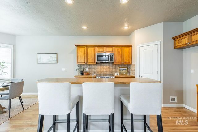 3406 S Ascaino, Meridian, ID 83642