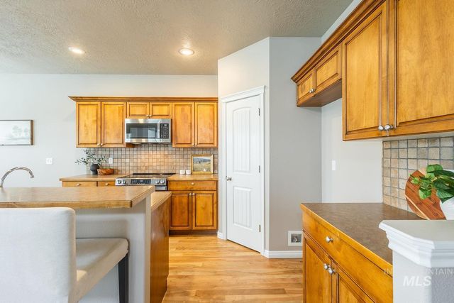 3406 S Ascaino, Meridian, ID 83642