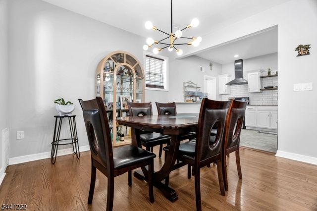 510 Burnham Rd, Elizabeth City, NJ 07202