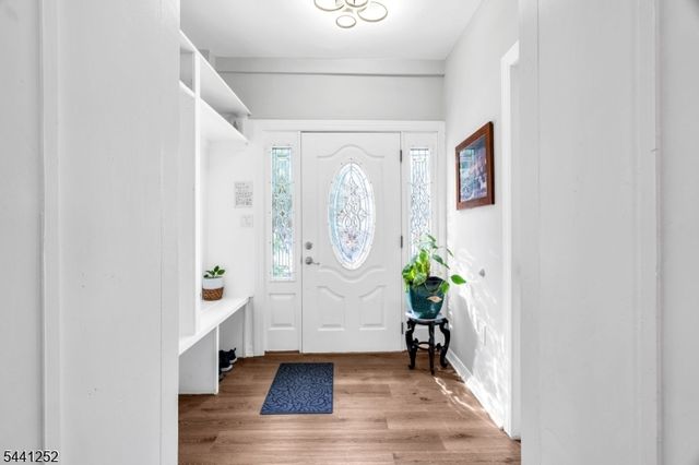 510 Burnham Rd, Elizabeth City, NJ 07202