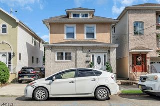 510 Burnham Rd, Elizabeth City, NJ 07202