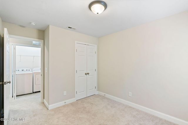 212 N Stingray Lane, Sneads Ferry, NC 28460