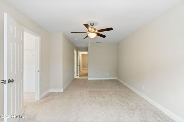 212 N Stingray Lane, Sneads Ferry, NC 28460