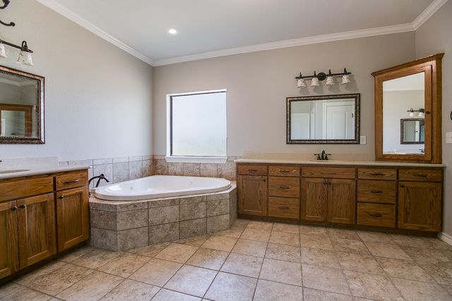 4309 Brook Hollow Lane, San Angelo, TX 76904