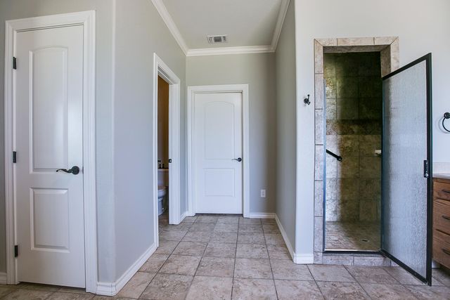 4309 Brook Hollow Lane, San Angelo, TX 76904