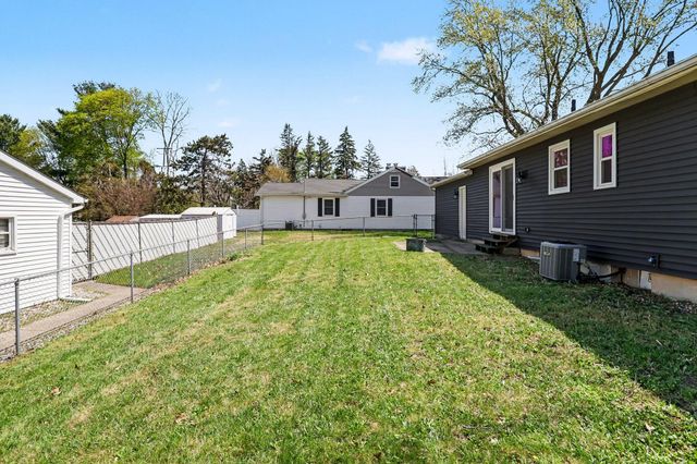 107 E Oakland Place, Battle Creek, MI 49015