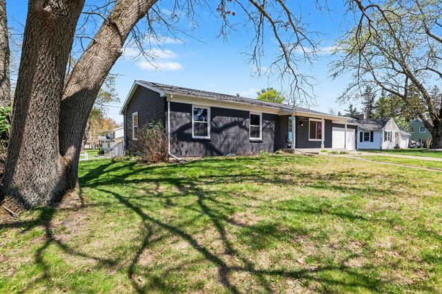 107 E Oakland Place, Battle Creek, MI 49015