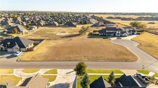 2000 Clubhouse Drive, Weatherford, OK 73096