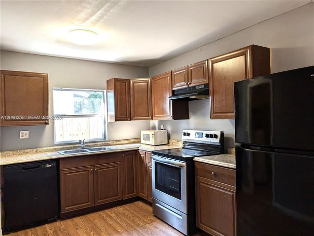 7871 SW 3rd Ct 7871, North Lauderdale, FL 33068