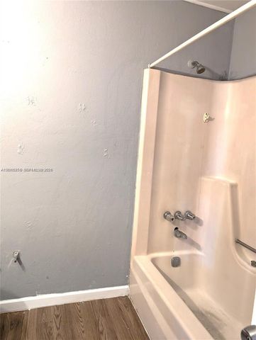 7871 SW 3rd Ct 7871, North Lauderdale, FL 33068
