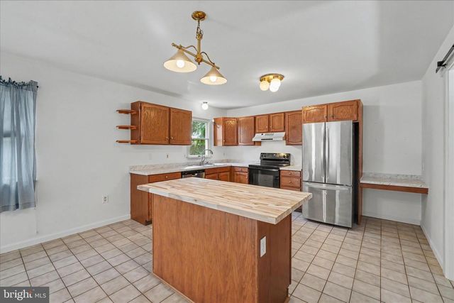 37 STEEPLE AVE, Red Lion, PA 17356