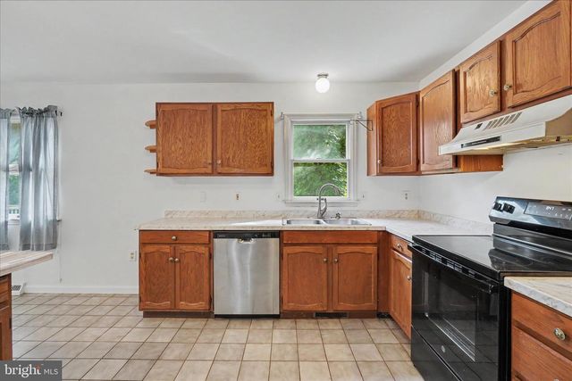 37 STEEPLE AVE, Red Lion, PA 17356