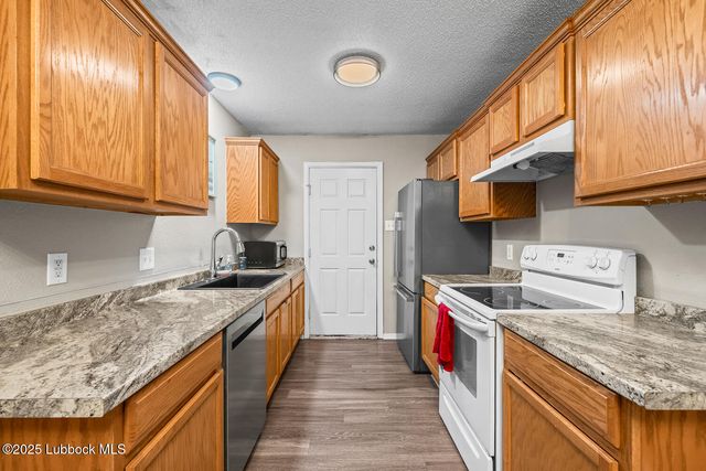 5855 6th Street, Lubbock, TX 79416