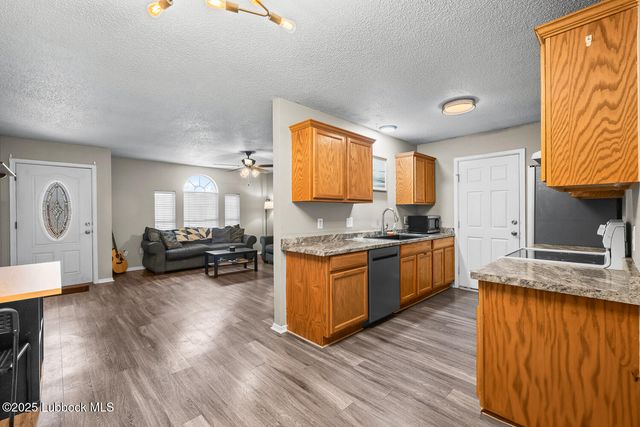 5855 6th Street, Lubbock, TX 79416