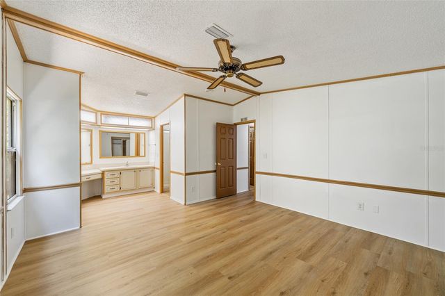 1004 ANN AVENUE, Lady Lake, FL 32159