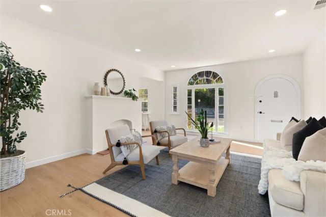 1212 S Weymouth, San Pedro, CA 90732